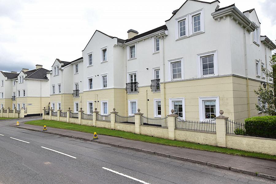 4 Glenmore Place