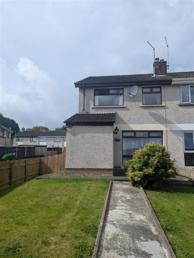 16 Blackthorn Way