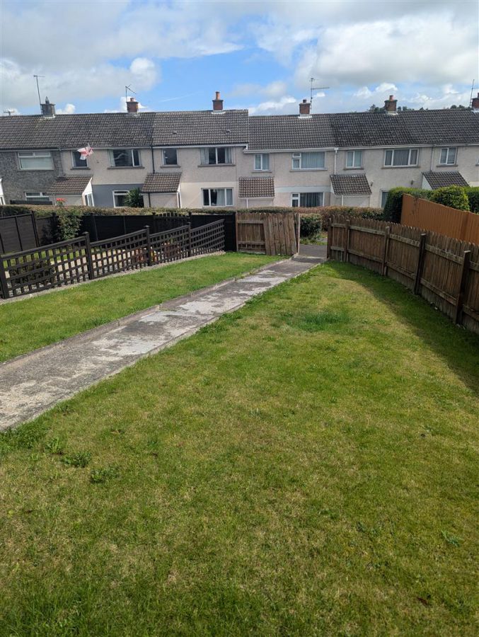 16 Blackthorn Way