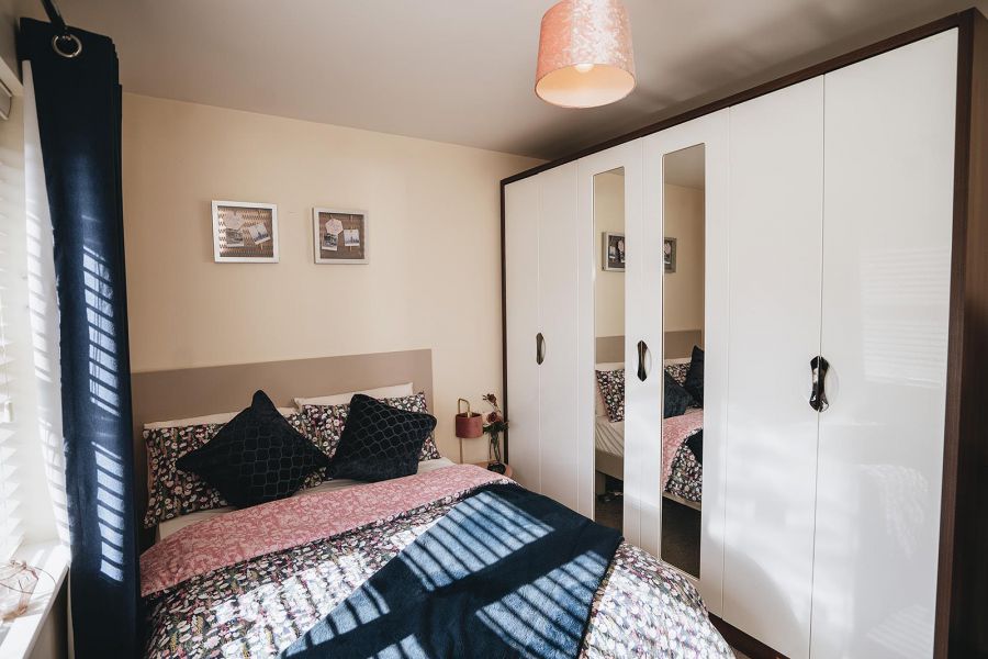 8 Knockbracken Grove