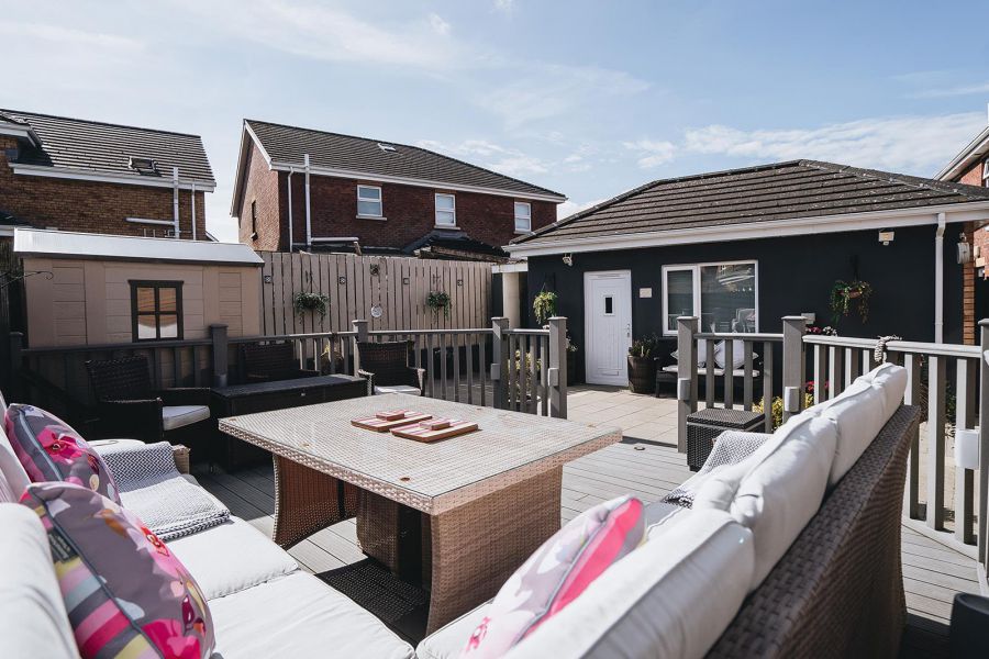 8 Knockbracken Grove