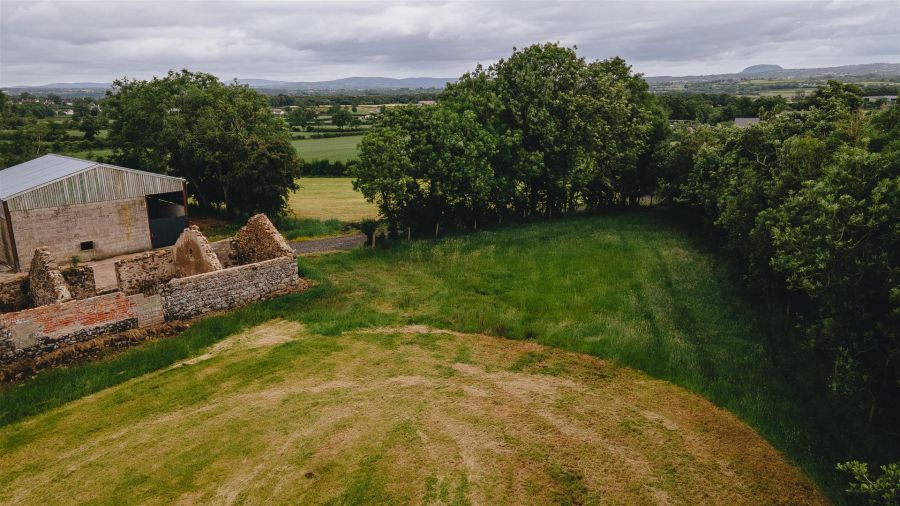 Site Beside, 112 Whitesides Road