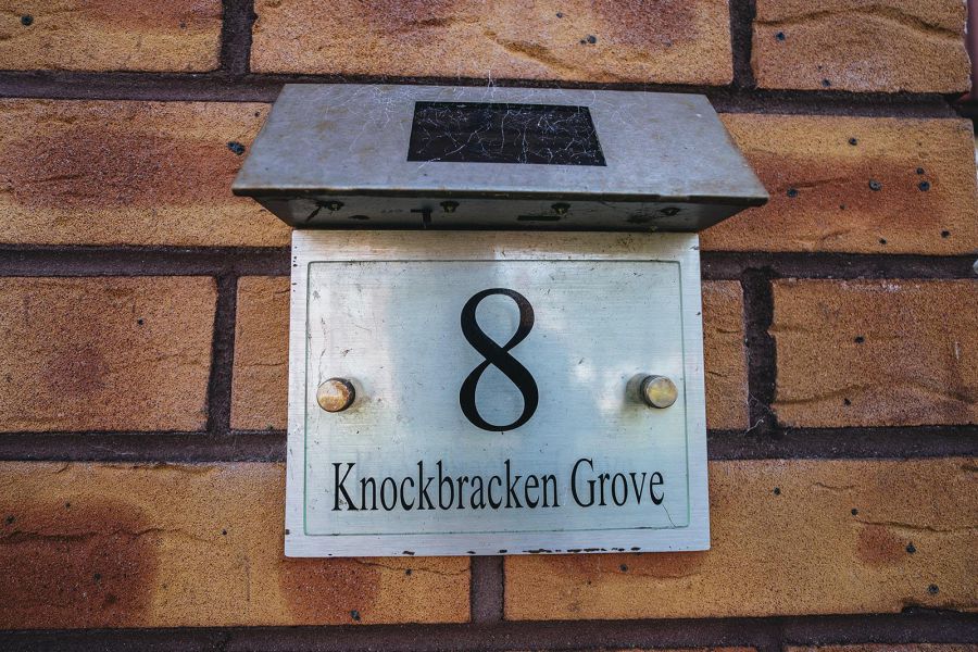 8 Knockbracken Grove