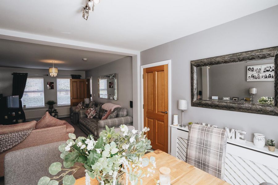 8 Knockbracken Grove