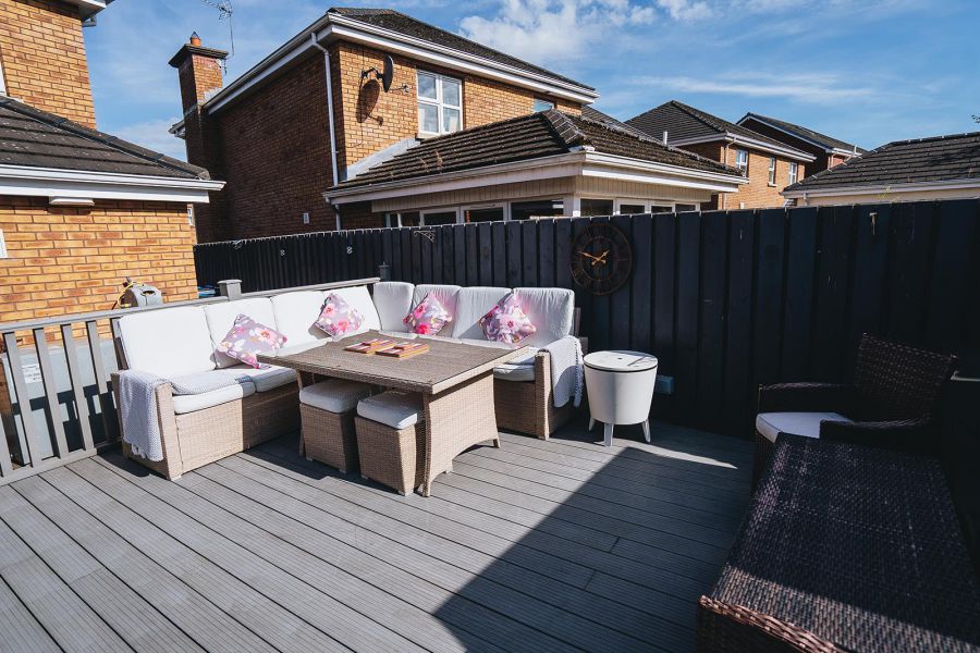 8 Knockbracken Grove
