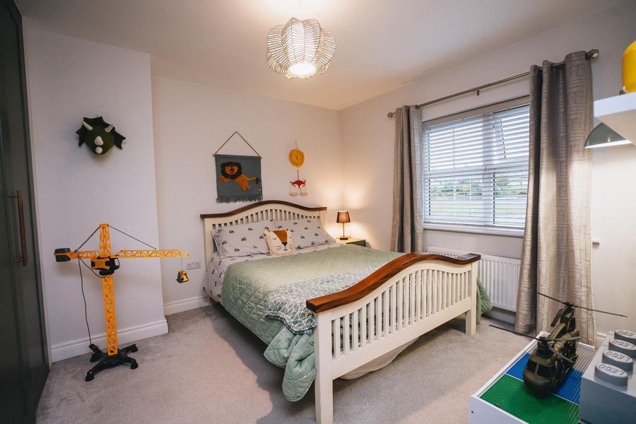 14 Knowehead Close