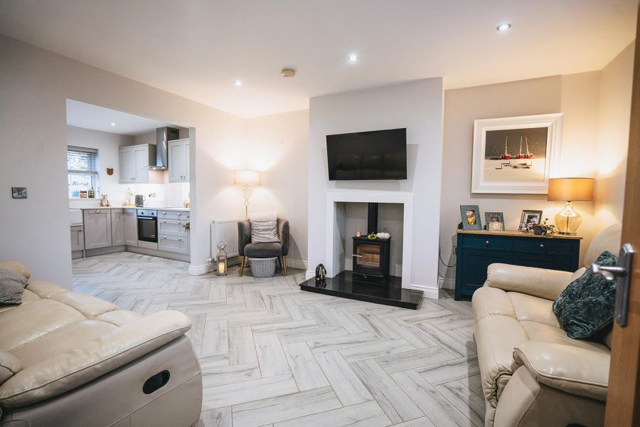 14 Knowehead Close