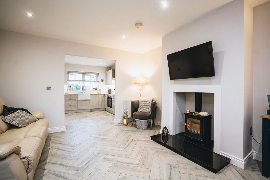 14 Knowehead Close