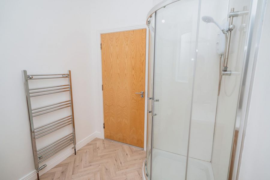 Apt 1, 1 Clifton Terrace