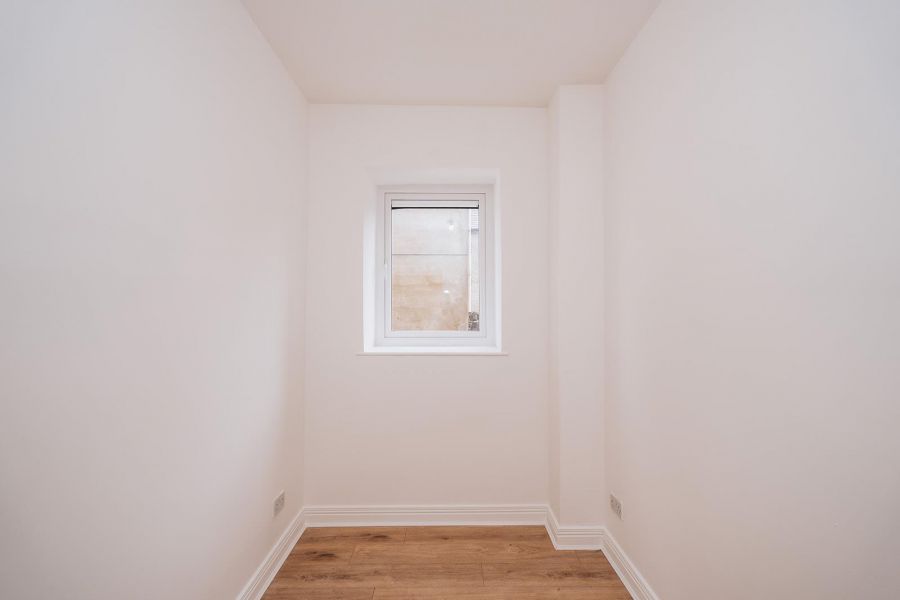 Apt 1, 1 Clifton Terrace