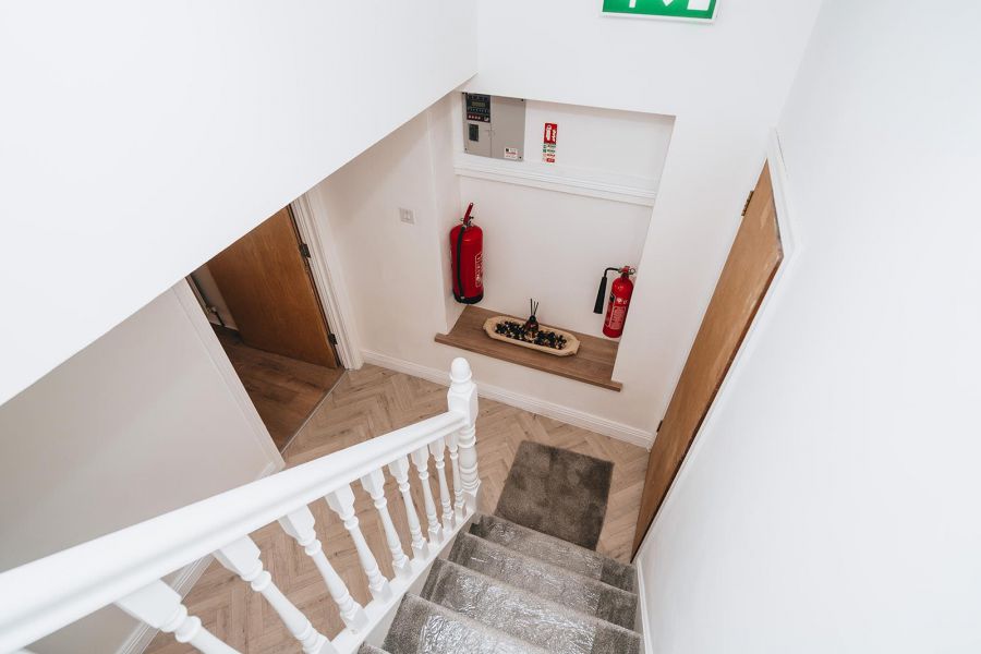 Apt 1B, 1 Clifton Terrace