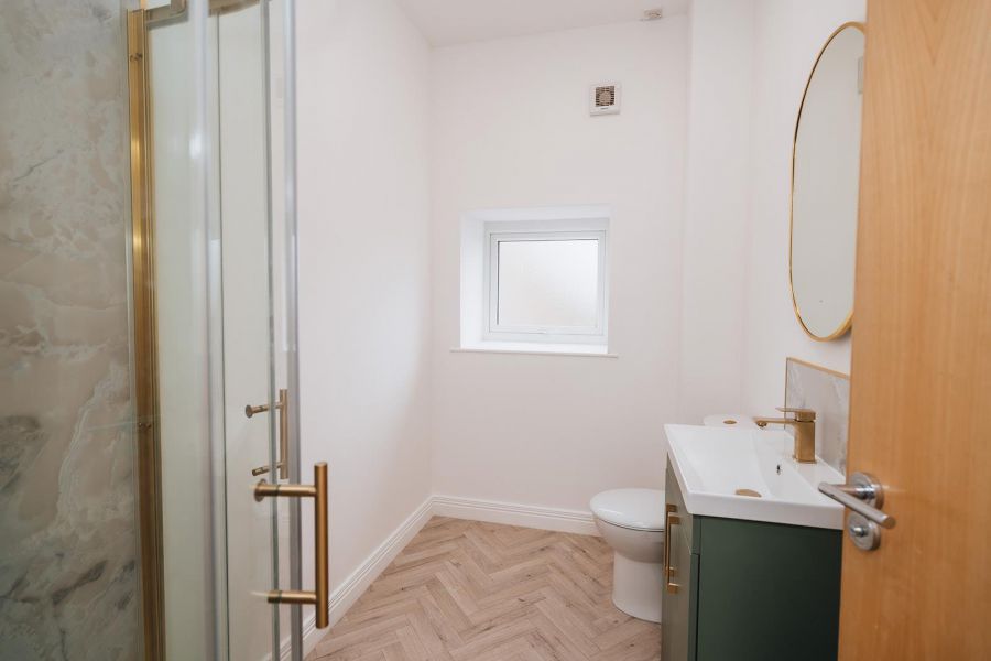 Penthouse, Apt 1D Clifton Terrace