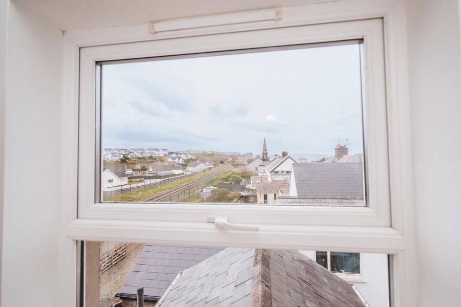 Penthouse, Apt 1D Clifton Terrace