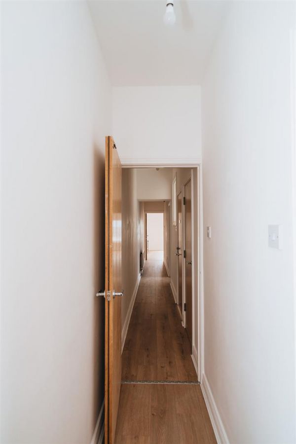 Penthouse, Apt 1D Clifton Terrace