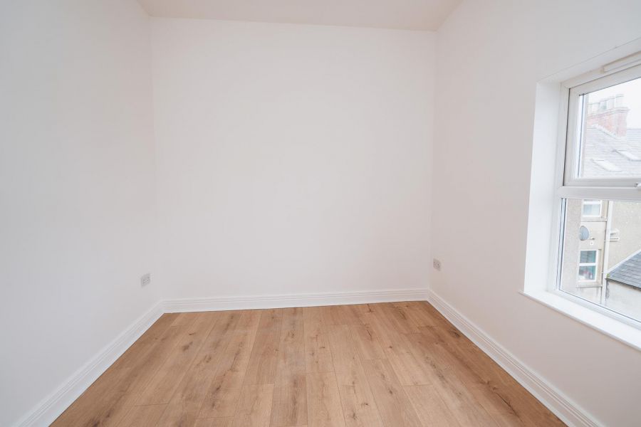 Penthouse, Apt 1D Clifton Terrace