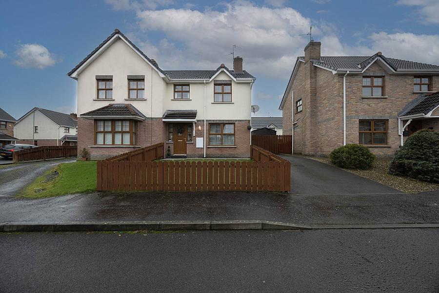 54 Carrigart Crescent, Craigavon, BT65 5EA