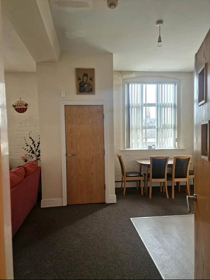 Apartment    Johnston & Allen