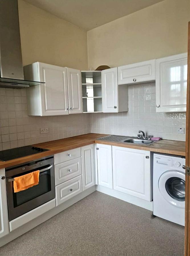 Apartment    Johnston & Allen