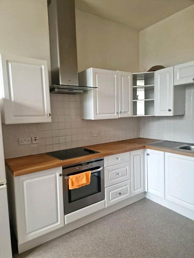 Apartment    Johnston & Allen