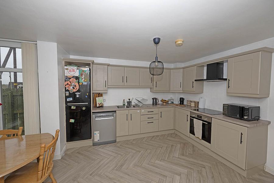 19 Kilvergan Heights