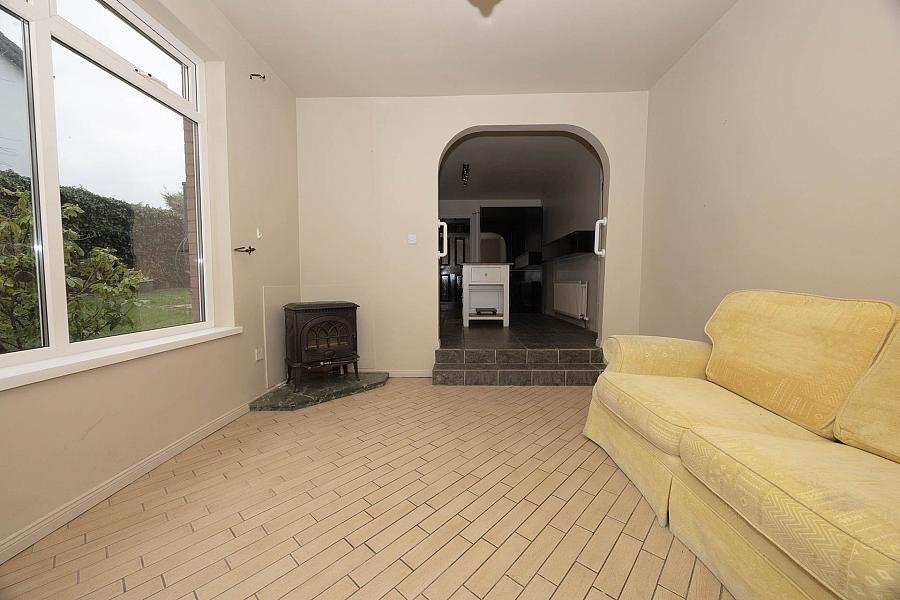 6 Furlong Avenue