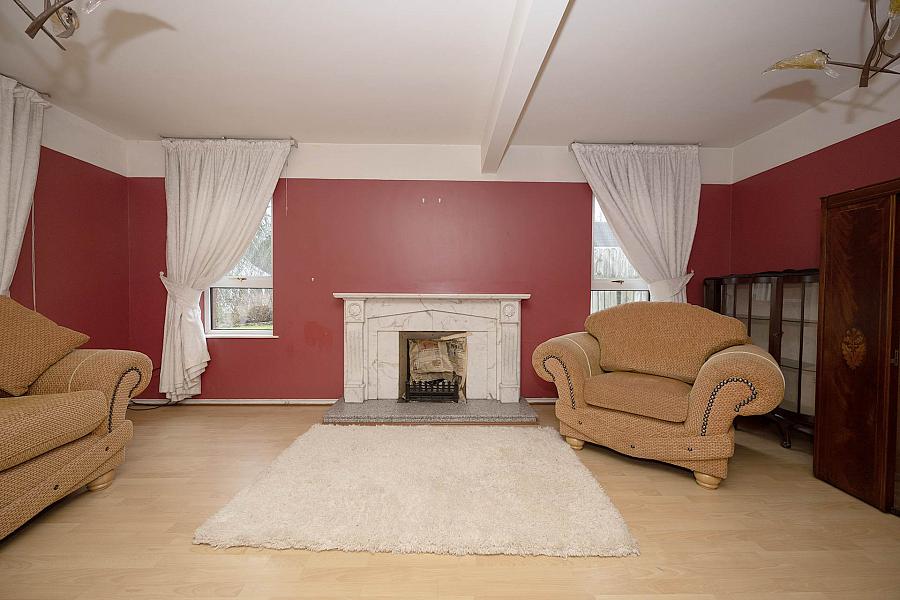6 Furlong Avenue
