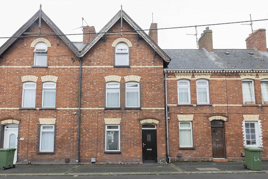 25 Brownlow Terrace, lurgan, craigavon, BT67 9AT