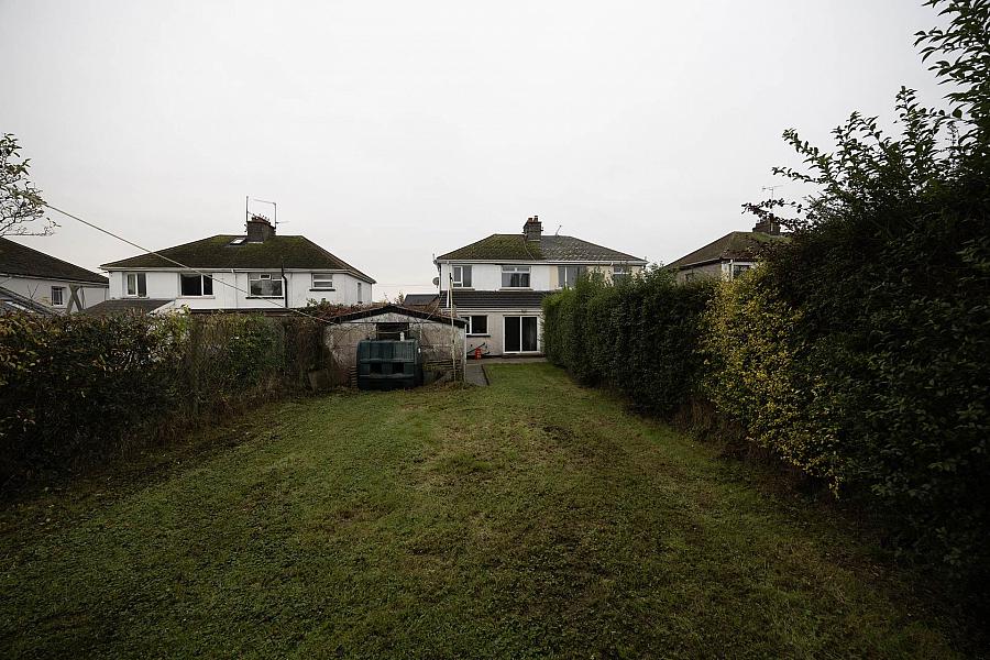 11 Westfield Gardens
