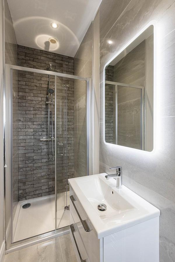 2 Laurelmount Meadows