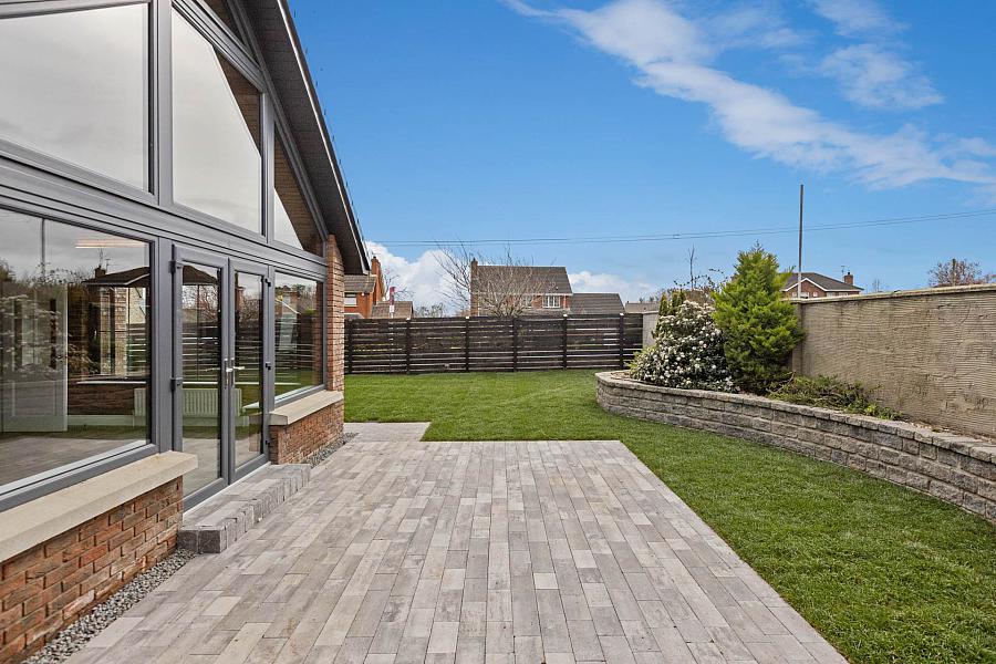 2 Laurelmount Meadows