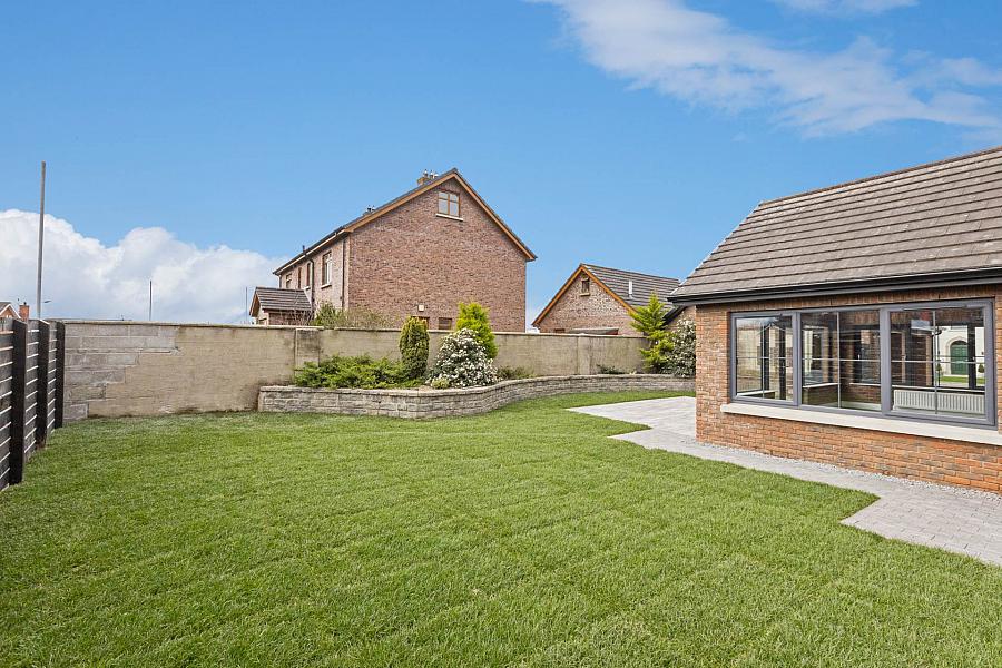 2 Laurelmount Meadows