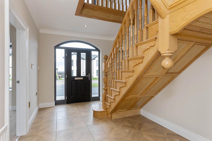 2 Laurelmount Meadows