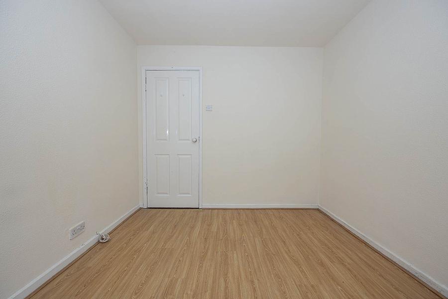 12 Cherrytree Walk