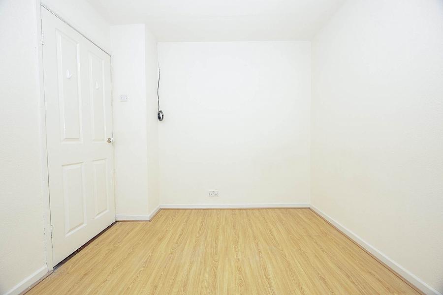 12 Cherrytree Walk