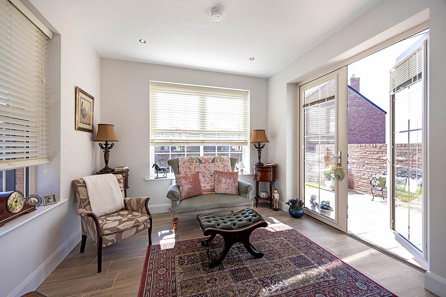 15 Tarry Wood