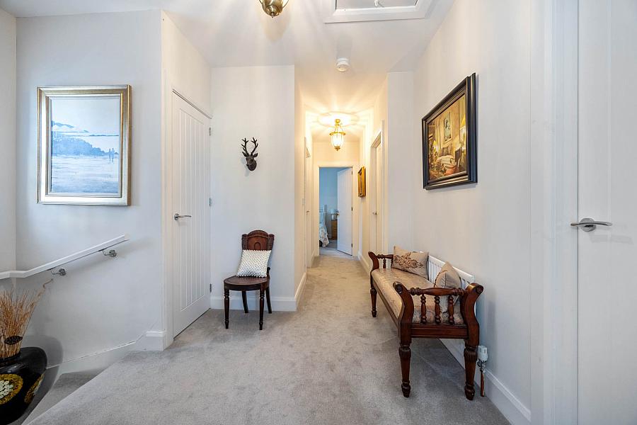 15 Tarry Wood