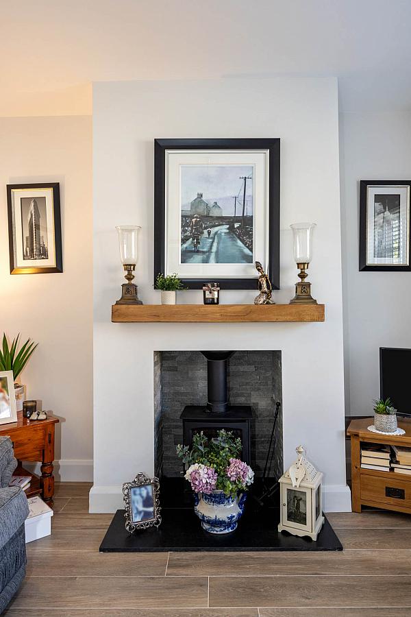 15 Tarry Wood