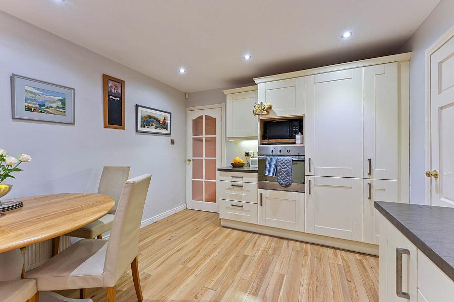 5 Courtney Avenue