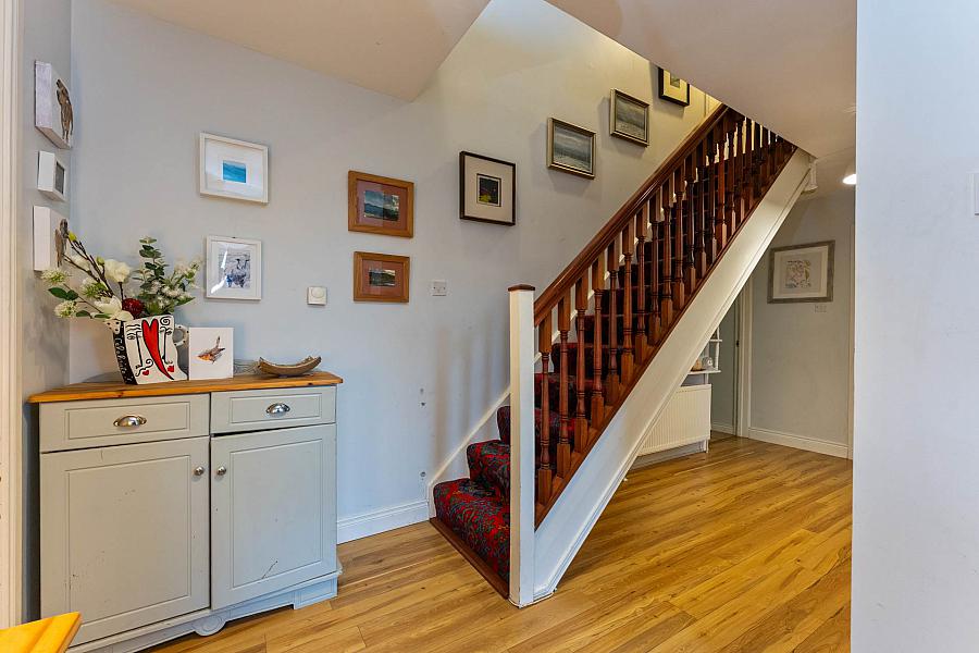 5 Courtney Avenue