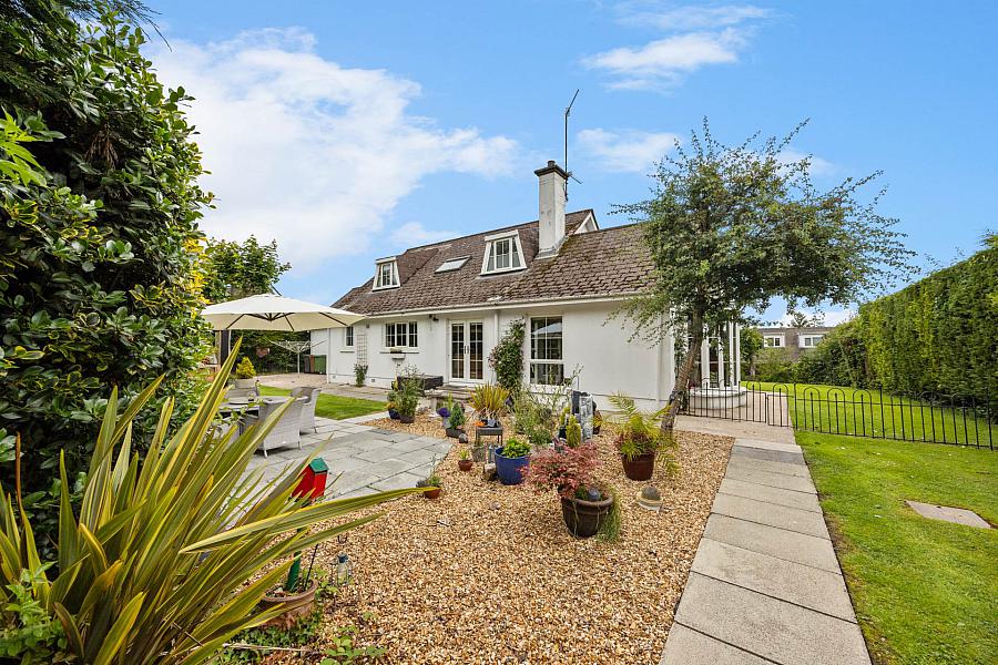 10 Villiers Avenue