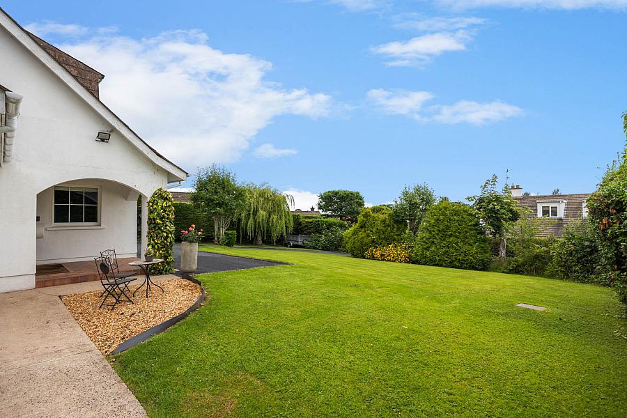 10 Villiers Avenue