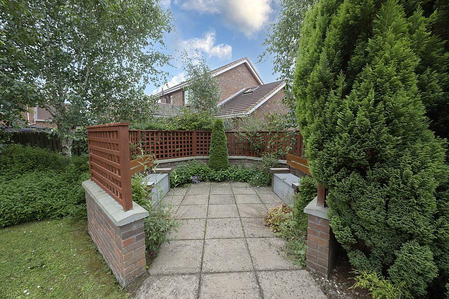 5 Woodville Mews