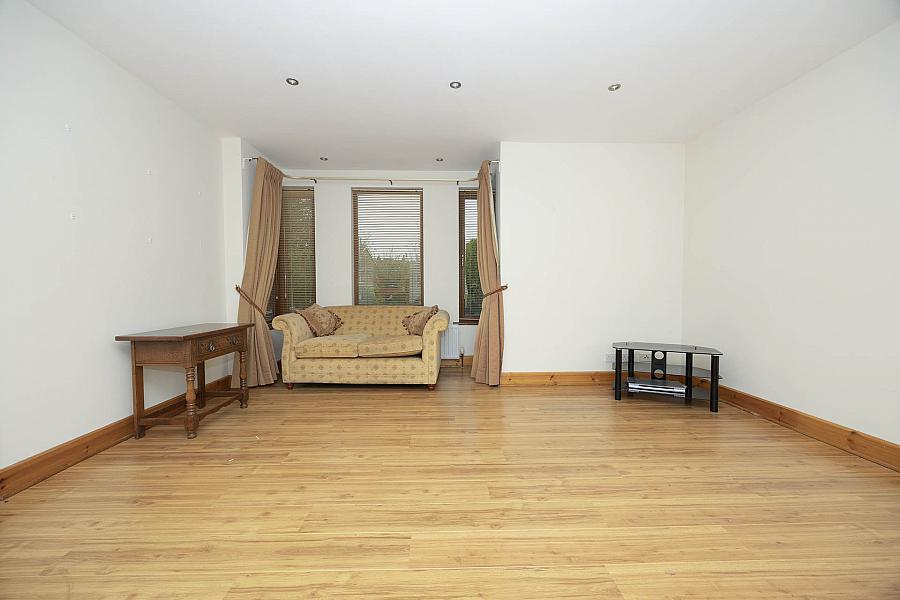 5 Woodville Mews