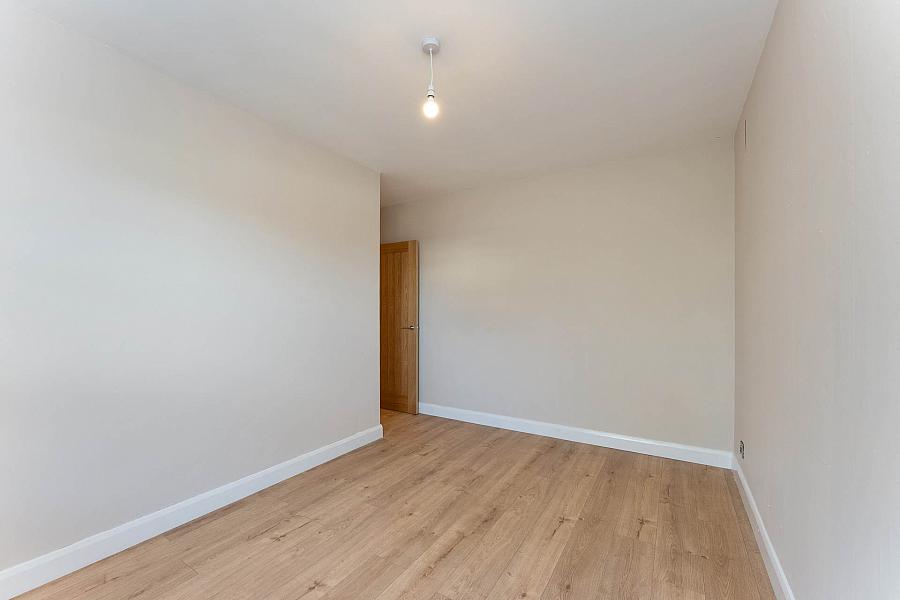 10 Ashgrove Close