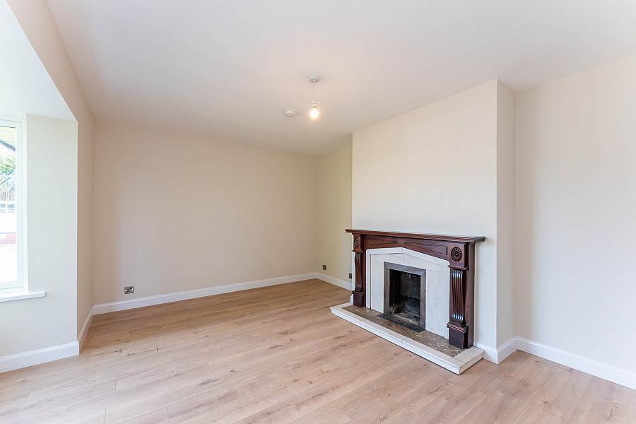 10 Ashgrove Close