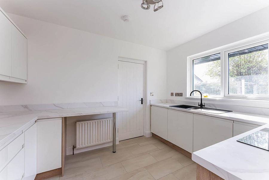 10 Ashgrove Close