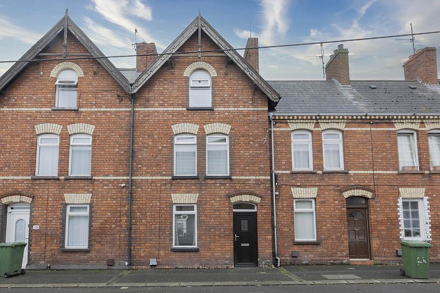 25 Brownlow Terrace,lurgan, BT67 9AT