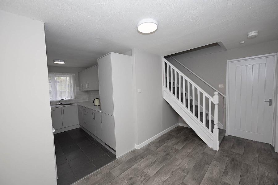 87 Meadowbrook