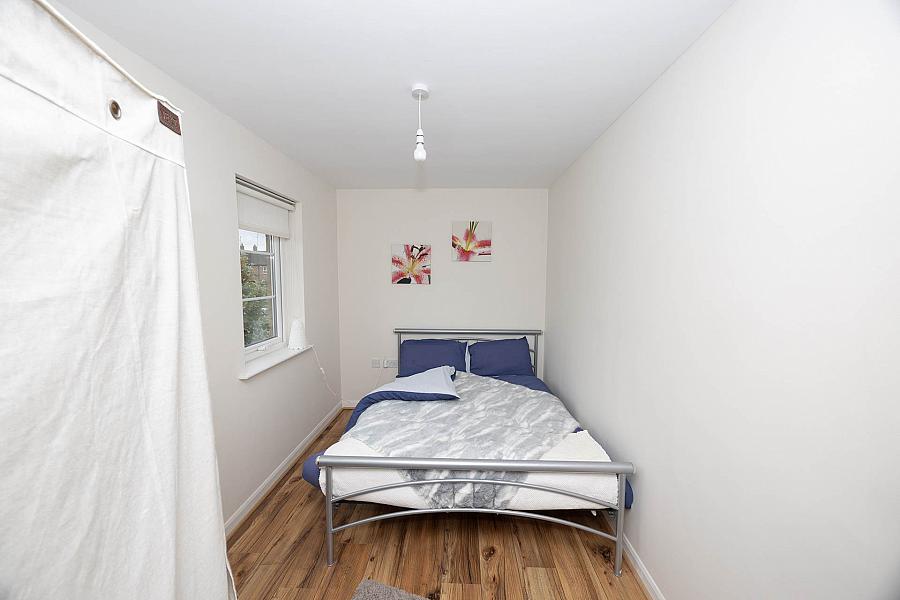 32 Castle Lane Mews