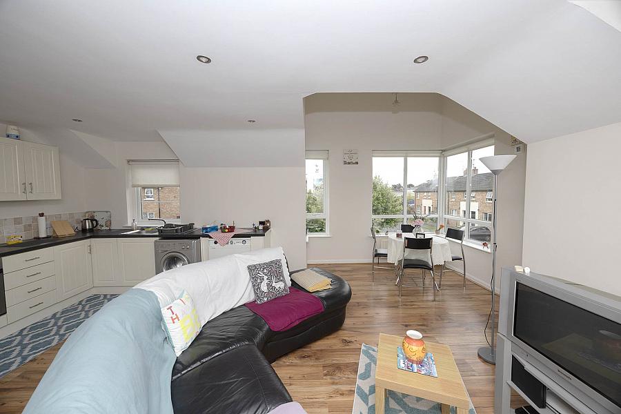 32 Castle Lane Mews